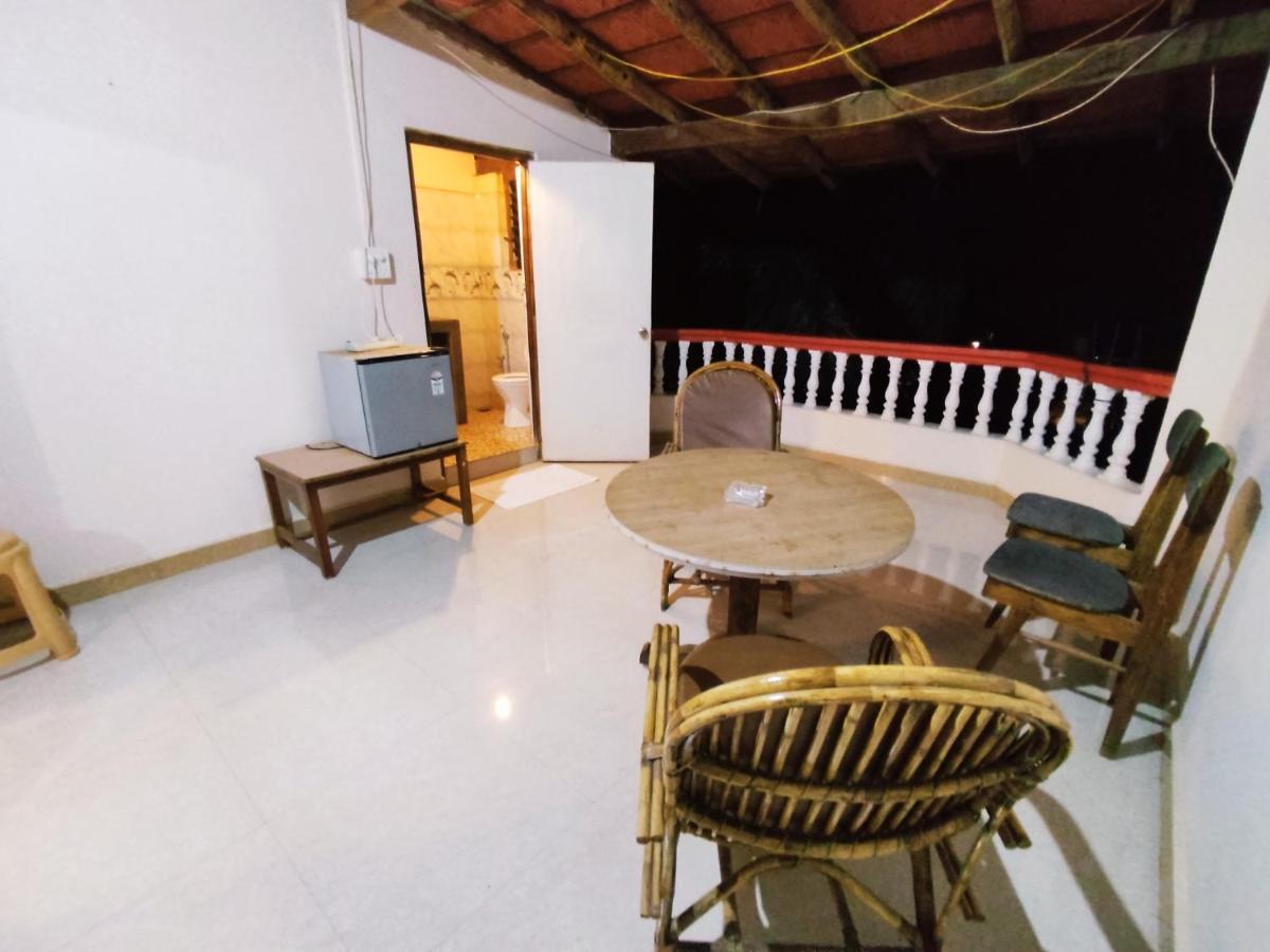 Maria Paulo Guest House Bar And Restaurant Агонда Екстериор снимка