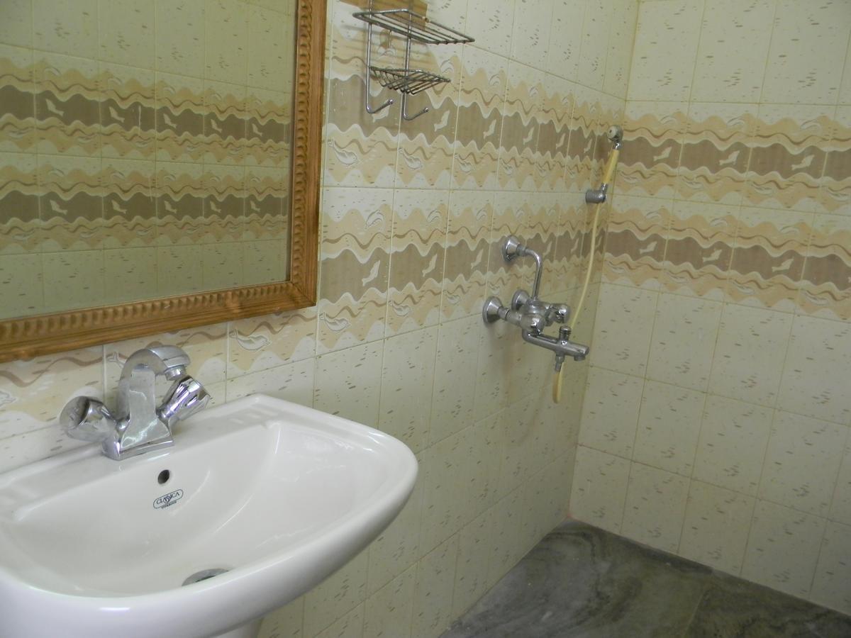 Maria Paulo Guest House Bar And Restaurant Агонда Екстериор снимка