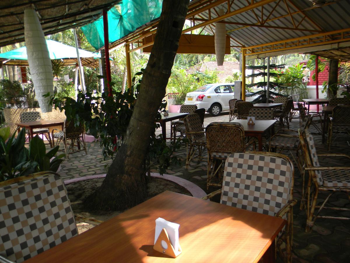 Maria Paulo Guest House Bar And Restaurant Агонда Екстериор снимка