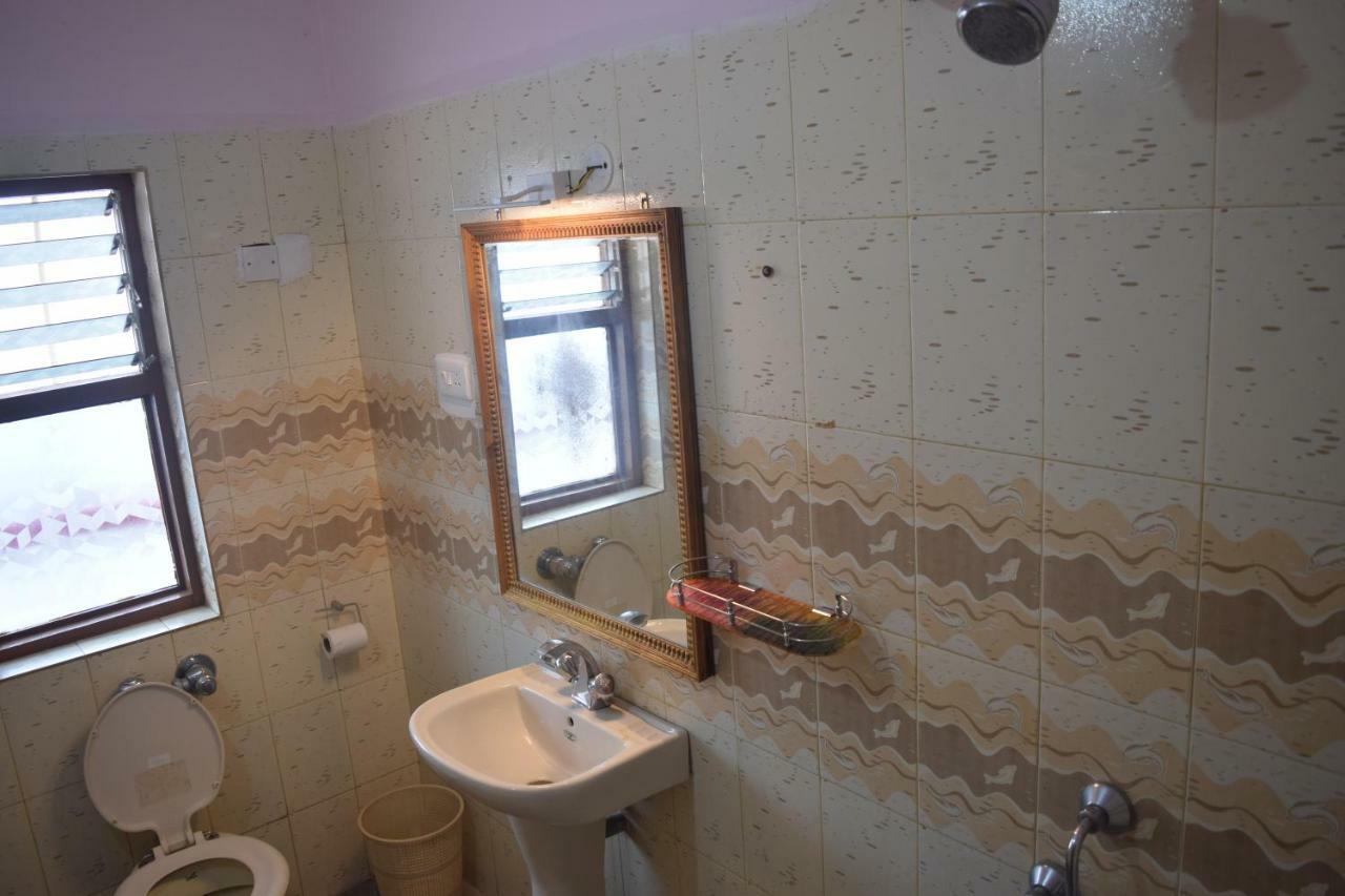 Maria Paulo Guest House Bar And Restaurant Агонда Екстериор снимка